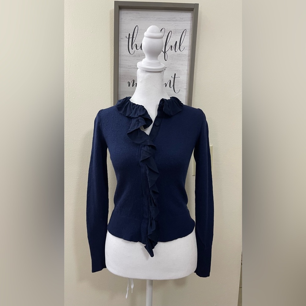 J. Crew Women’s 100% Merino Wool Ruffles Button Up Cardigan Sweater Size XSmall.